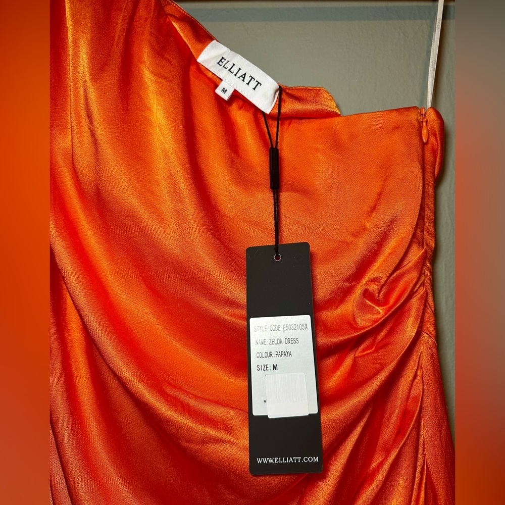 Elliatt Cassini Orange One Shoulder Midi Dress Size M - Picture 3 of 6